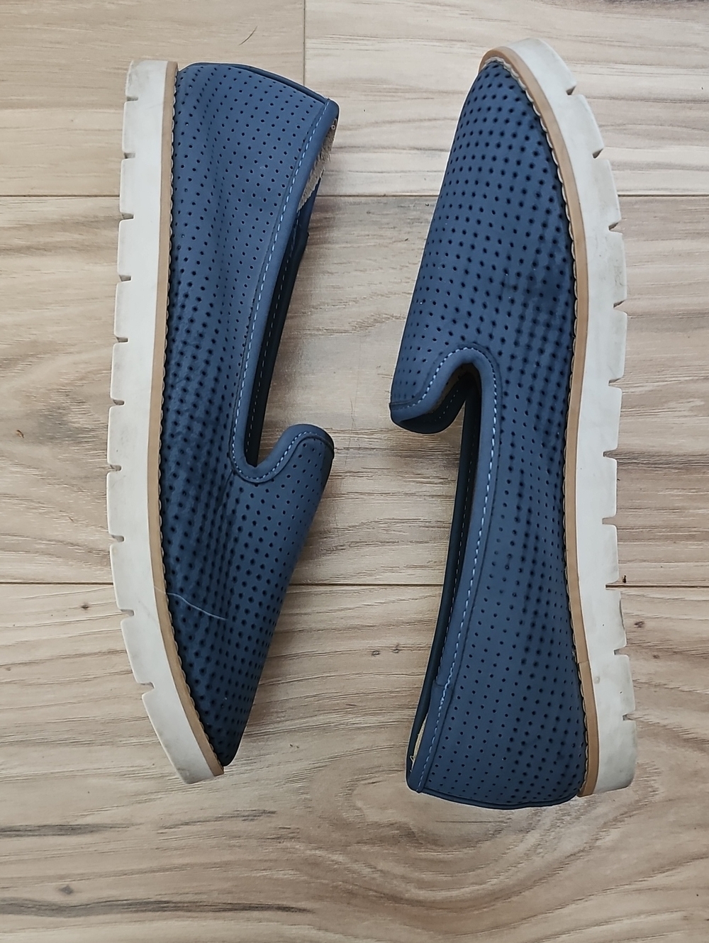 Cliffs by WHITE MOUNTAIN Navy Perforated Slip-Ons